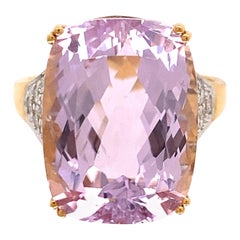 10 Carat Cushion Kunzite and Diamond Solitaire Gold Cocktail Ring Estate Jewelry