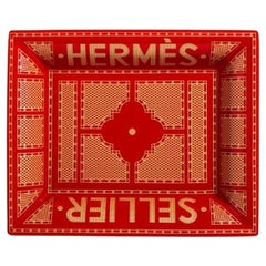 Plateau de changement Hermès Sellier rouge/doré