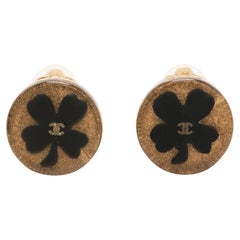 2001 Kleeblatt Chanel Clip-On-Ohrringe