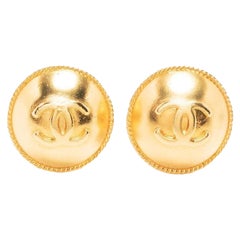 Chanel Boucles d'oreilles à clips couleur or 1995