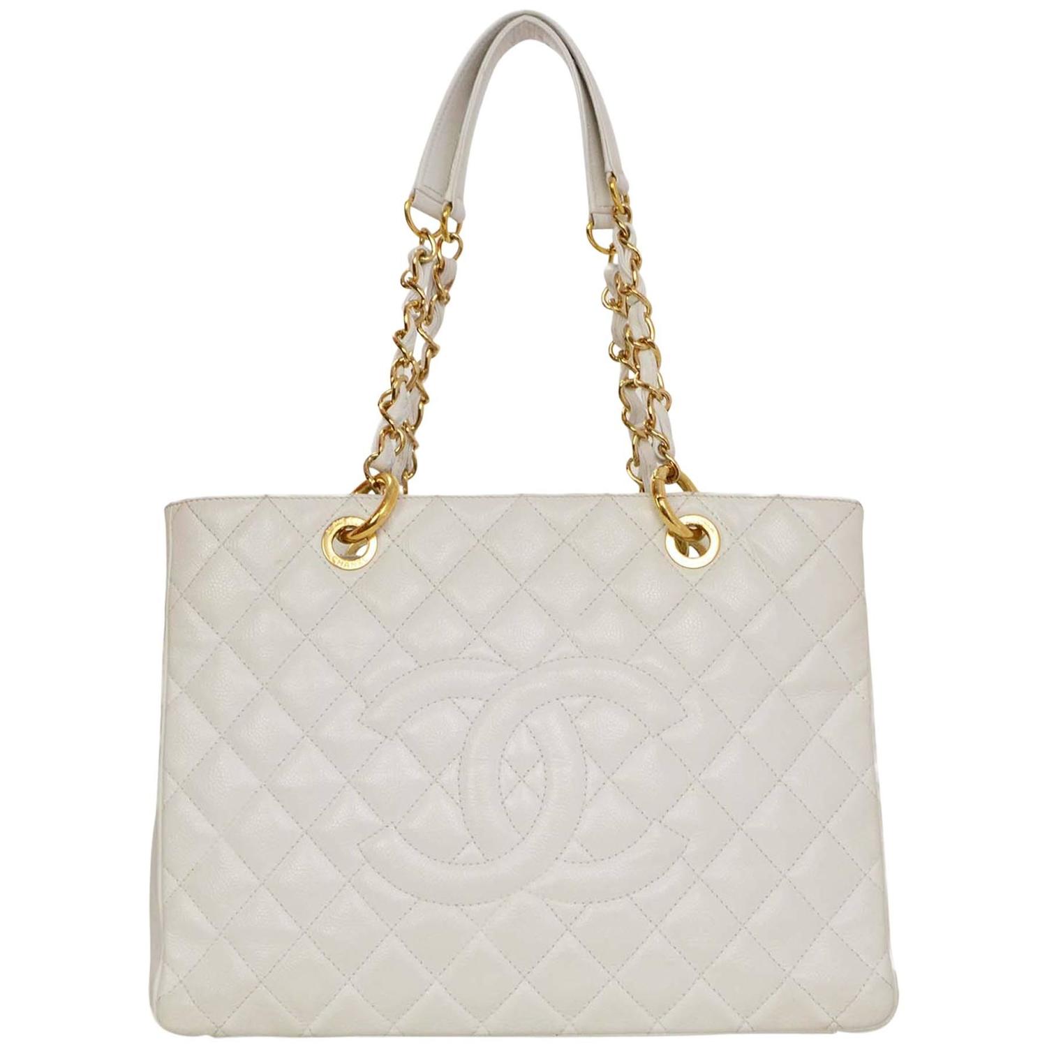 Chanel White Quilted Caviar Grand Shopper Tote GST Bag GHW For Sale at ...