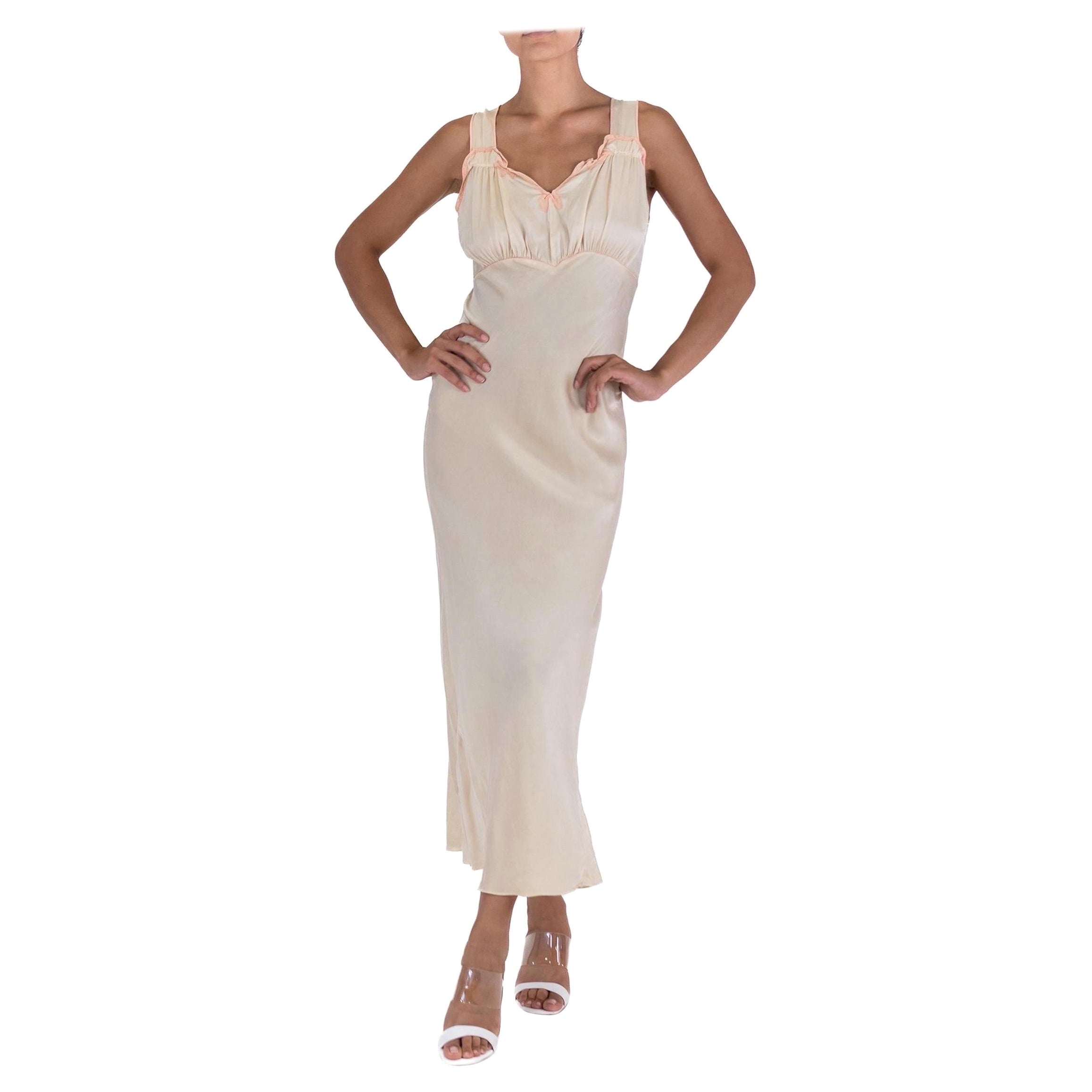 1930S Cream Bias Cut Silk Negligee With Blusk Pink Trim Detailing For Sale