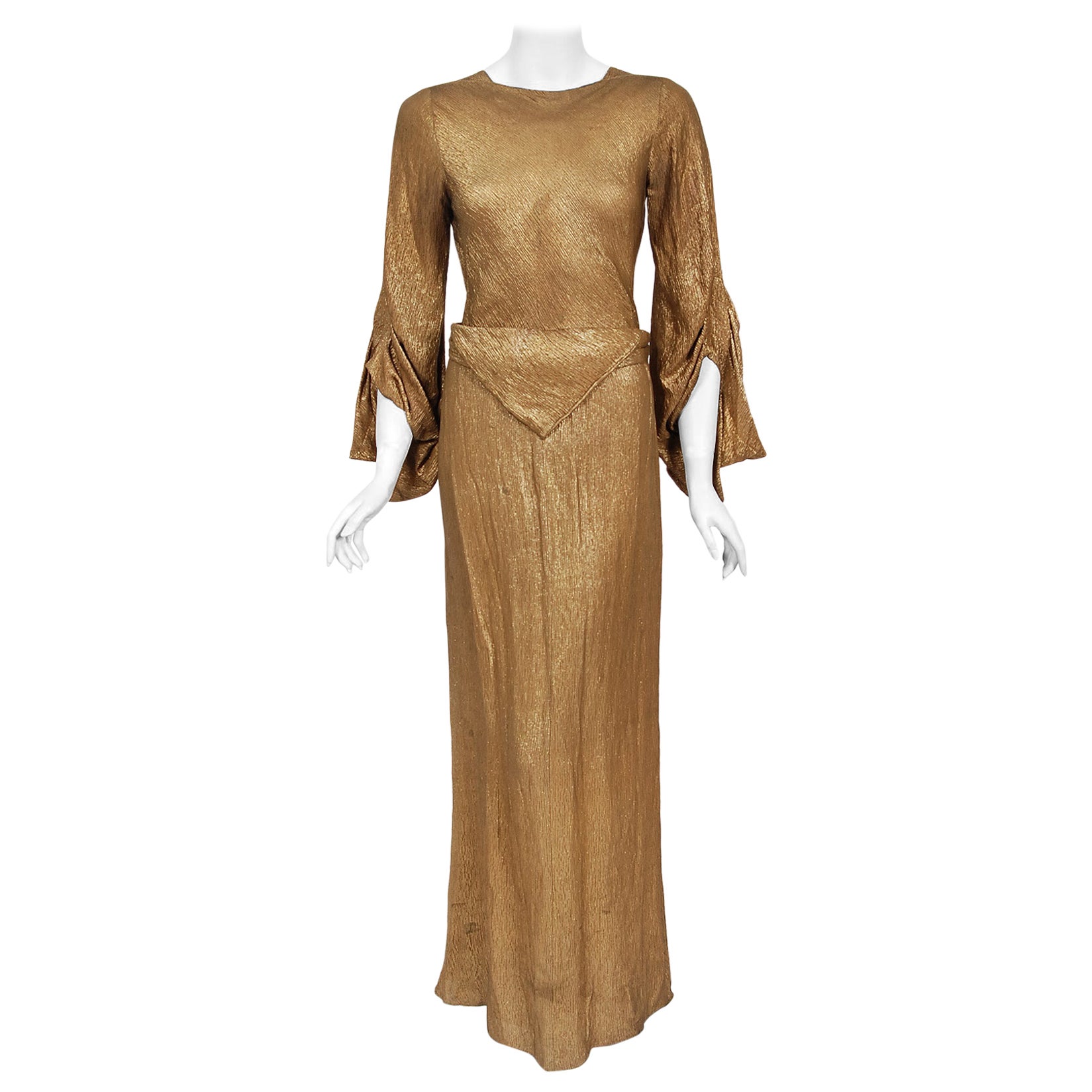 Vintage 1930s Debenham & Freebody Couture Metallic Gold Lamé Winged Sleeve Gown  For Sale