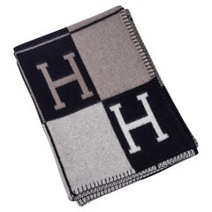 Hermes Blanket Avalon III Black/ Ecru Throw Blanket New