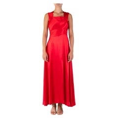 1940er Rotes klassisches Hollywood-Kleid aus Viskosemischung mit Krepprücken aus Satin