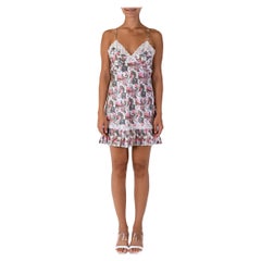 Robe-culotte plissée à volants en satin poly à imprimé floral des années 1990 avec bretelles spaghetti