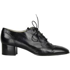 2000s Chanel Black Leather Lace-up Oxford with Cap Toe and Mid Heel FR 40 1/2 10