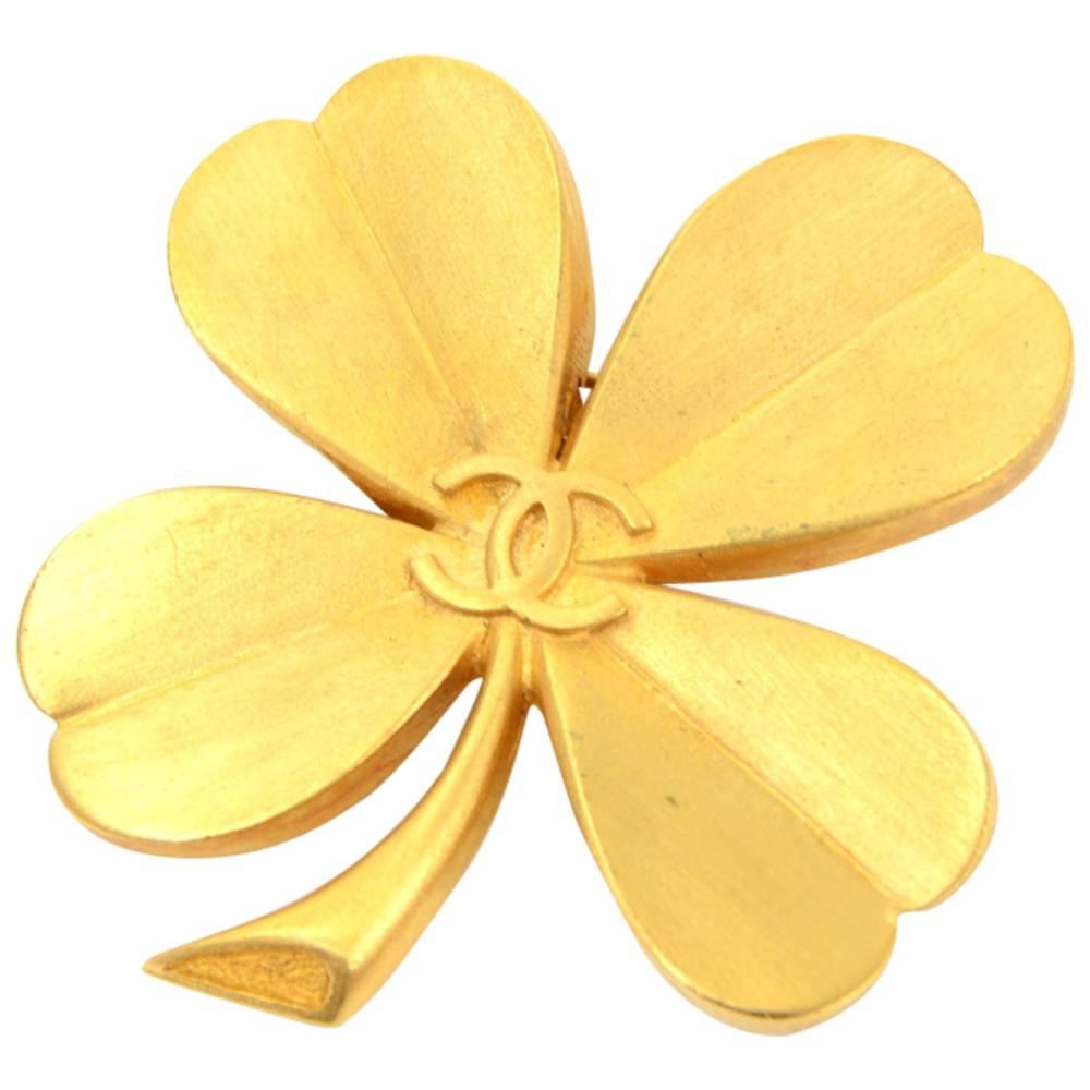Vintage Chanel Gold Tone Clover Motif Large Pin Brooch