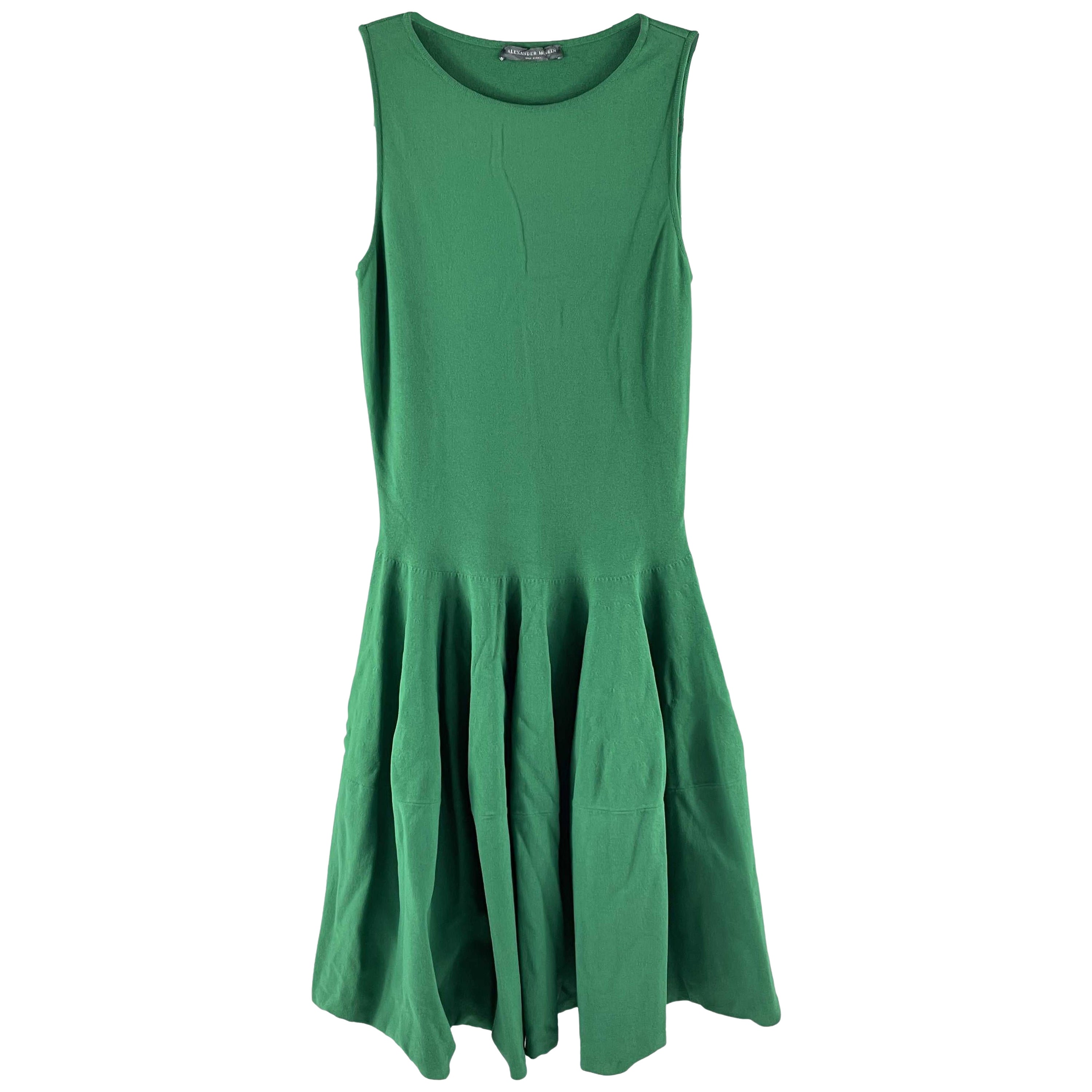 Alexander McQueen Solid Sleeveless Midi Flare Green Dress XS For Sale