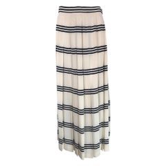 Vintage Gloria Sachs Cream & Black Horizontal Stripe Silk Jacquard Pleated Skirt 1980s 