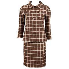 Balenciaga Eisa couture flecked brown and cream checked tweed suit, C. 1965 11