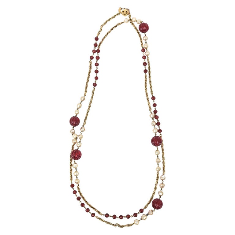 Chanel Long Sautoir Necklace with Red Gripoix Glass, Faux Pearls And Gold  LInks For Sale at 1stDibs