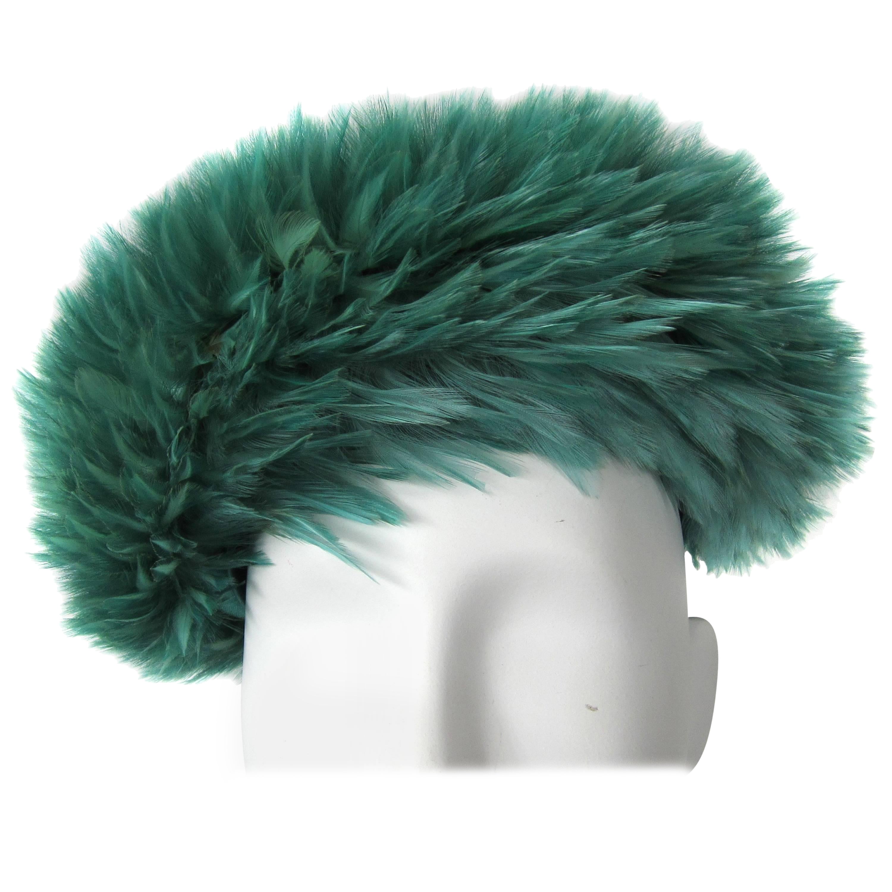 Chapeau de béret en plumes vert Salon De Pinna des années 1960 