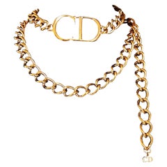 Ceinture/collier à chaîne avec logo CD Dior par John Galliano, automne-hiver 2000