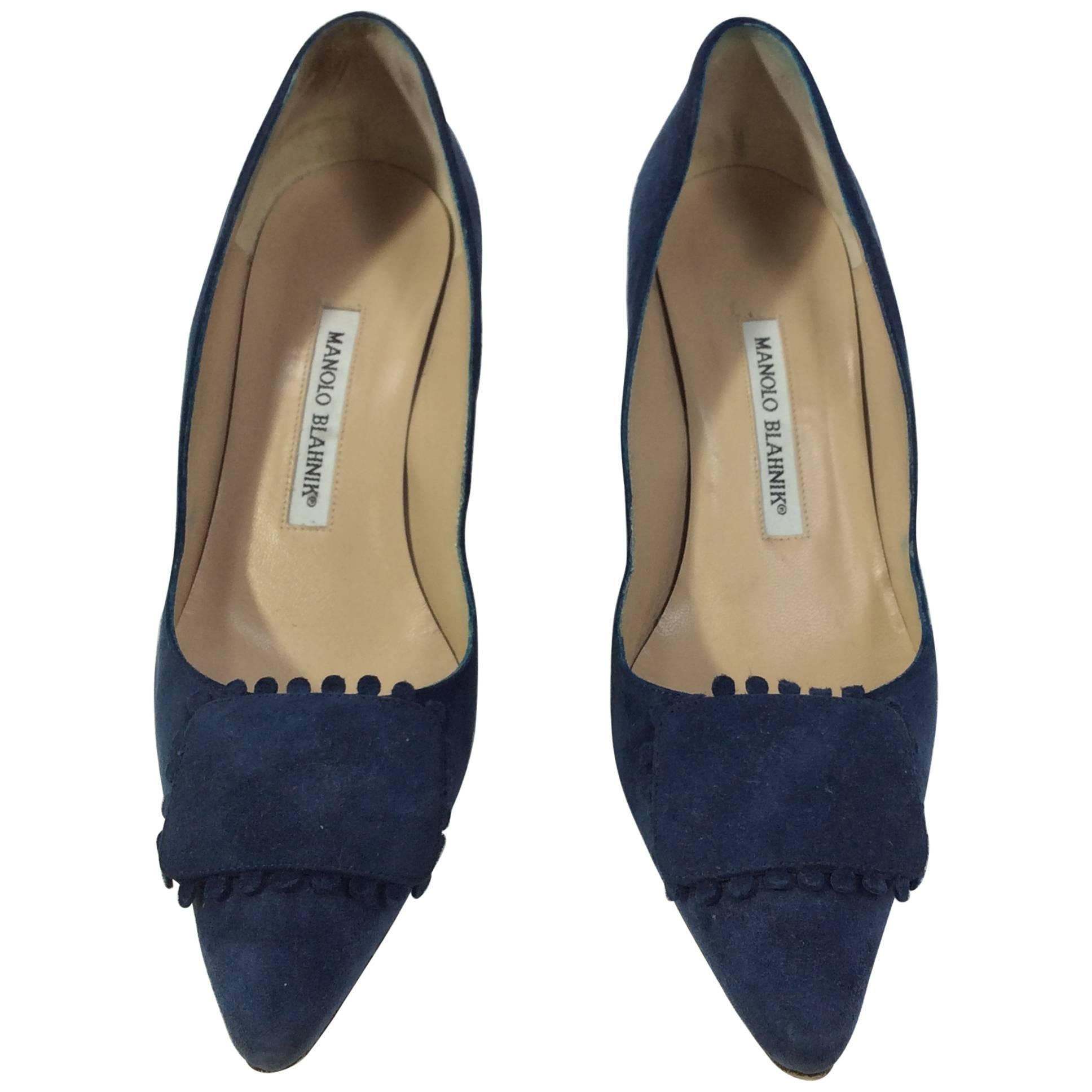 Manolo Blahnik Blue Suede Pointed Toe Pumps For Sale