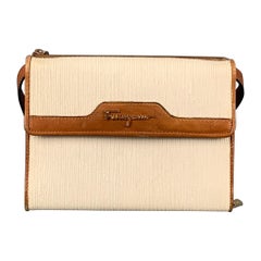 Vintage SALVATORE FERRAGAMO Beige Tan Ribbed Leather Cross Body Passport Handbag