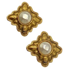 Chanel Season 26, 1989 Gold and Pearl Earrings design by Victoire de Castellane