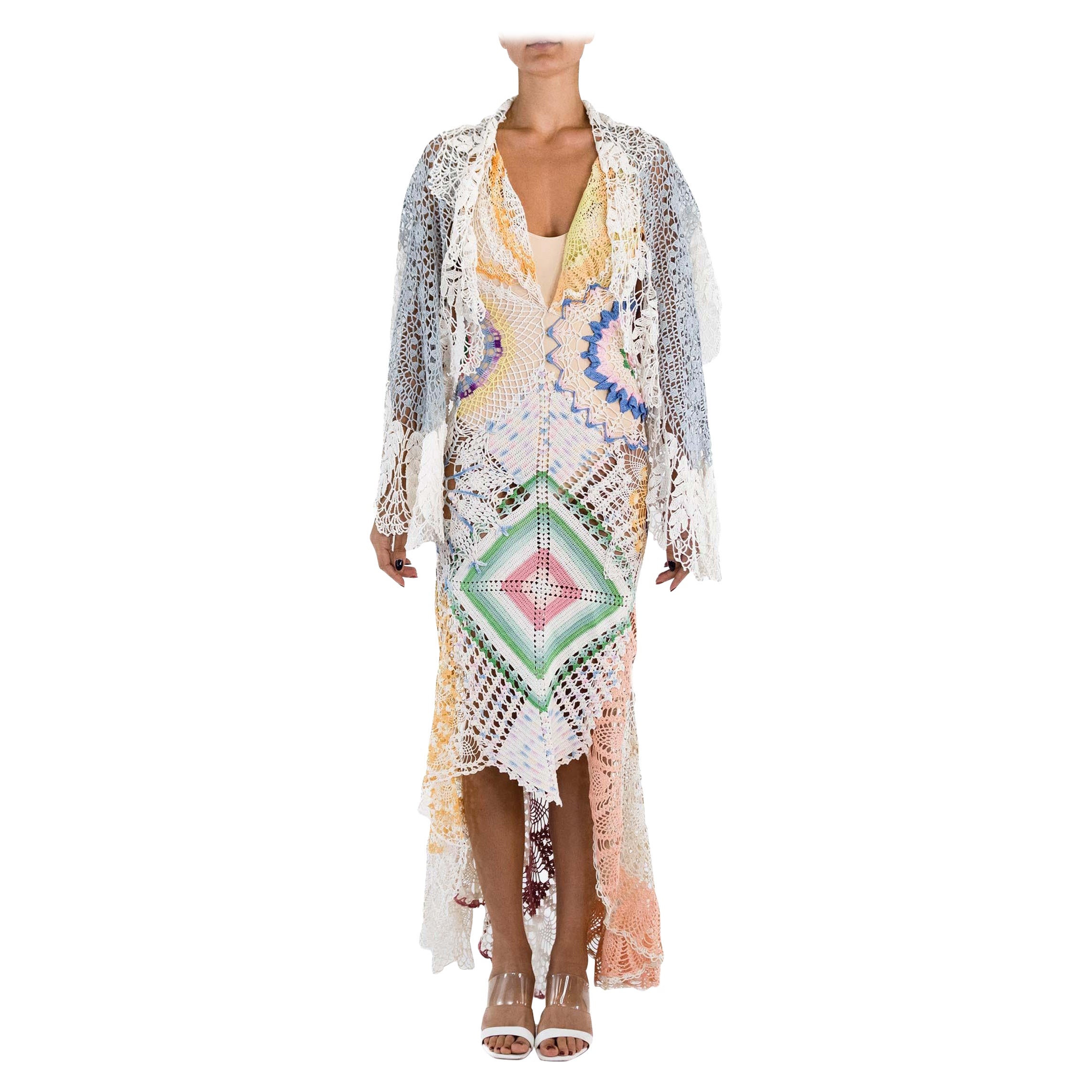 Morphew Collection - Robe longue vintage en coton crocheté multicolore avec manches en vente
