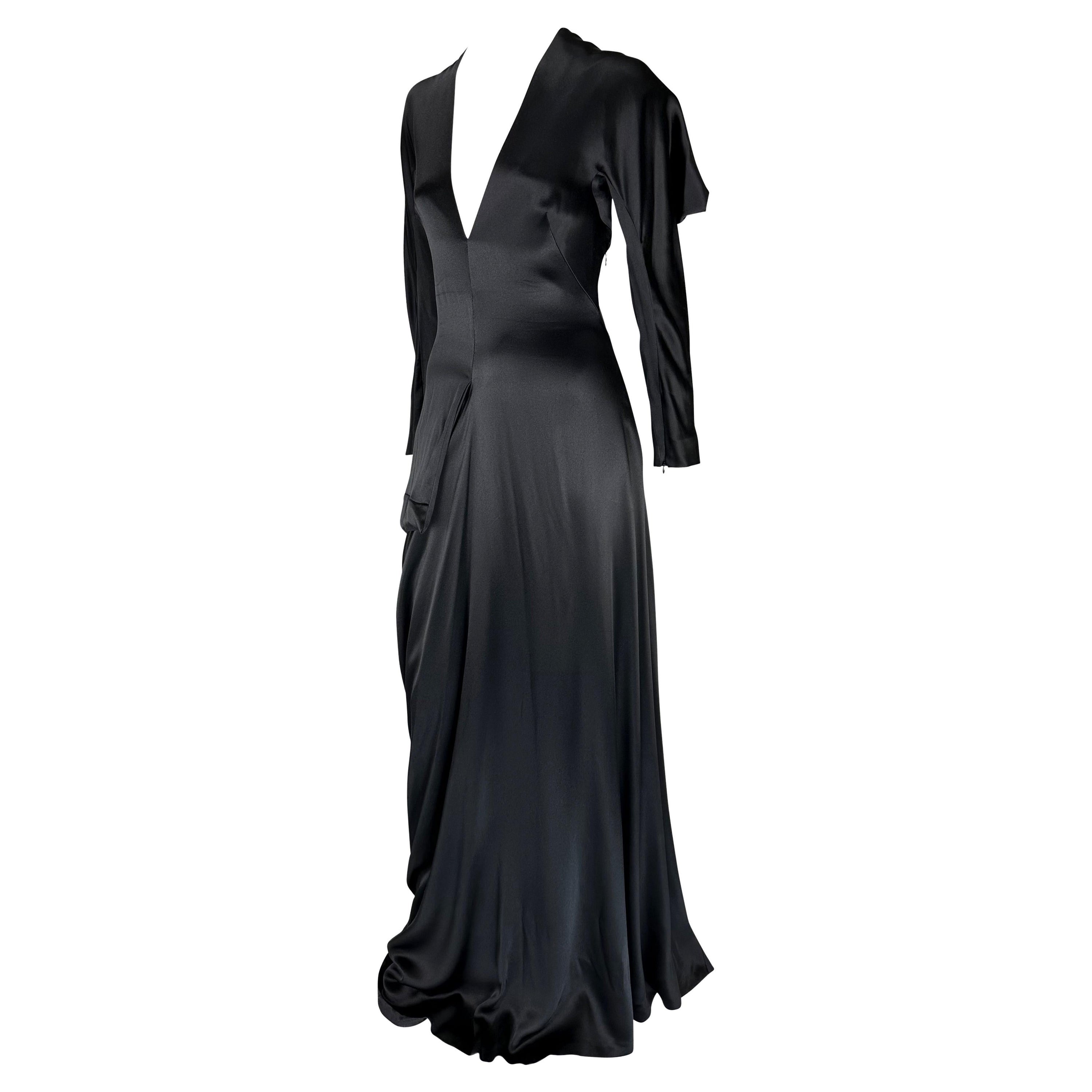 Alexander McQueen - Robe en soie noire structurée asymétrique Angels & Demons, A/H 2010