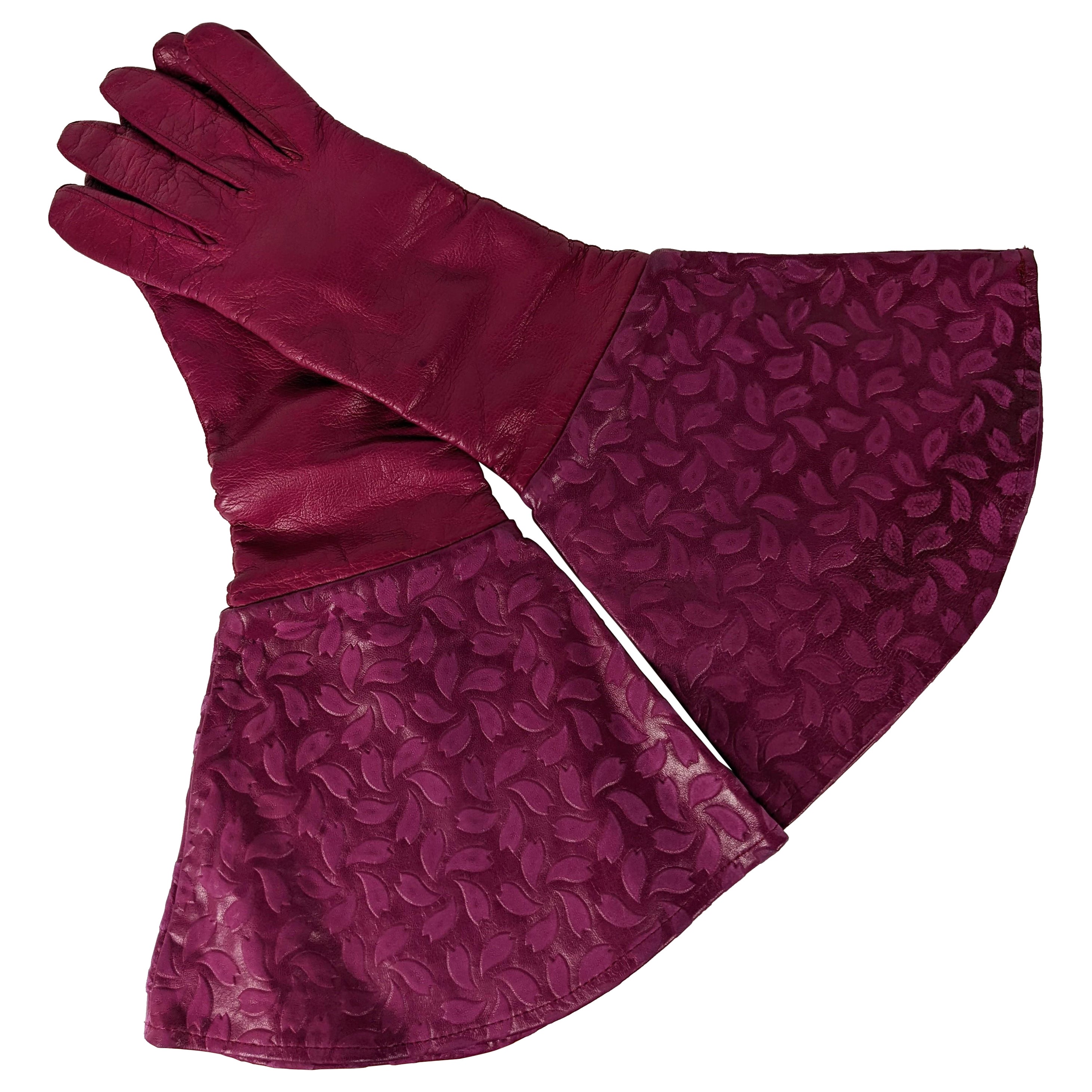 Extravagant Rasberry Leather Cuffed Gloves, Carolina Amato