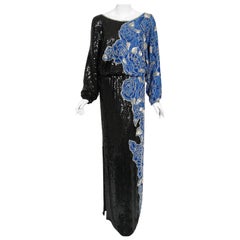 Halston Couture - Robe à manches dolman en soie noire et bleue avec perles et sequins, vintage, années 1970