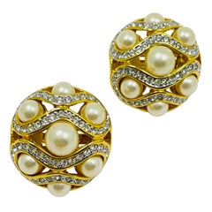 Vintage gold pearl rhinestone designer runway clip on earrings