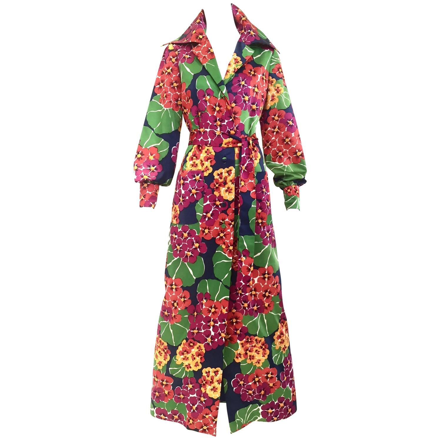 1970s Geoffrey Beene vibrant floral print silk shirt maxi dress