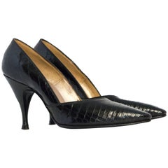 Vintage 60s Black Alligator Pointed Toe Pumps 