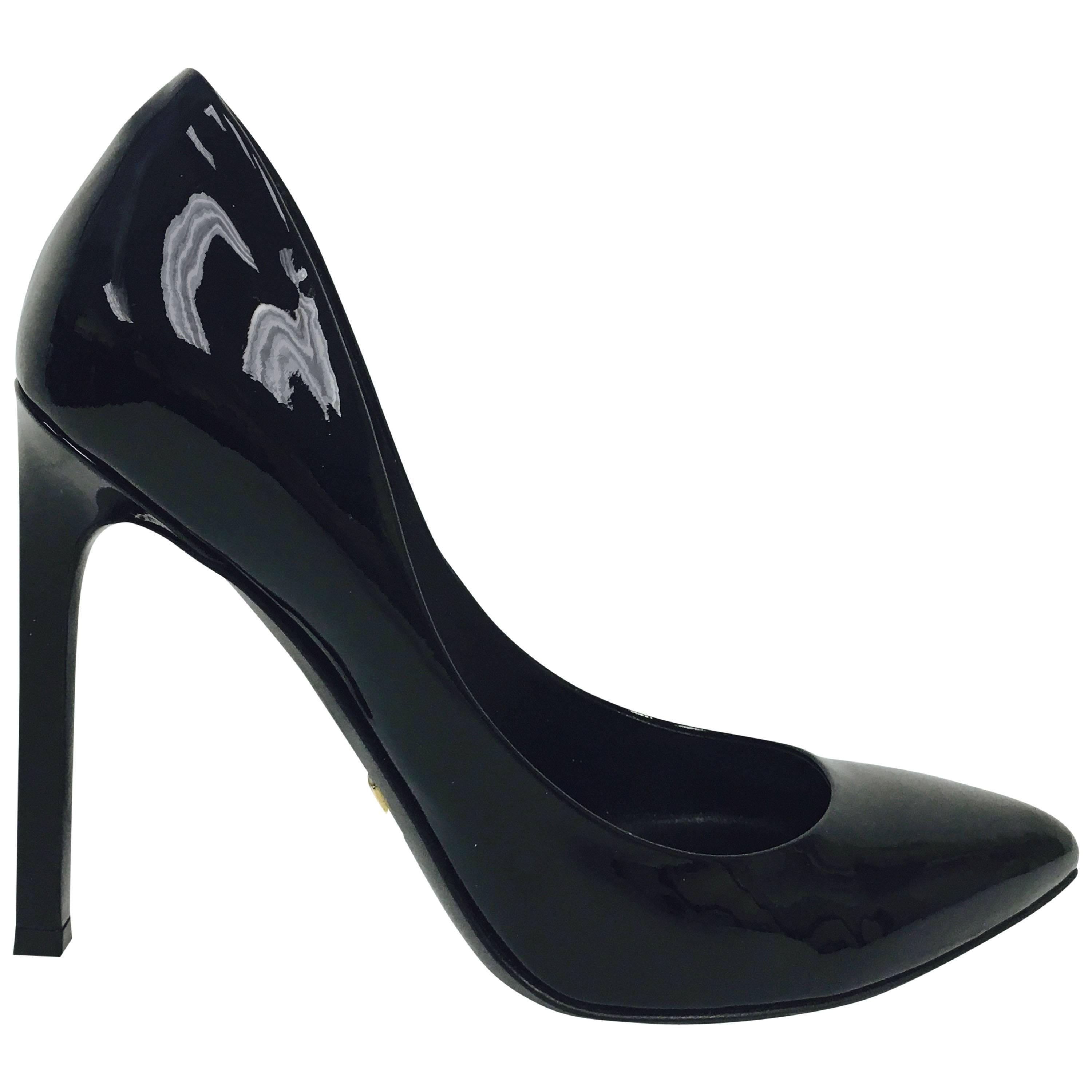 Gucci Vernice Crystal Nero Pumps 35 For Sale