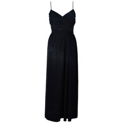 VICTORIA ROYAL Abito in jersey nero drappeggiato con spalline di strass 4