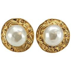 Chanel Large Cabochon Faux Pearl Earrings - 1980s