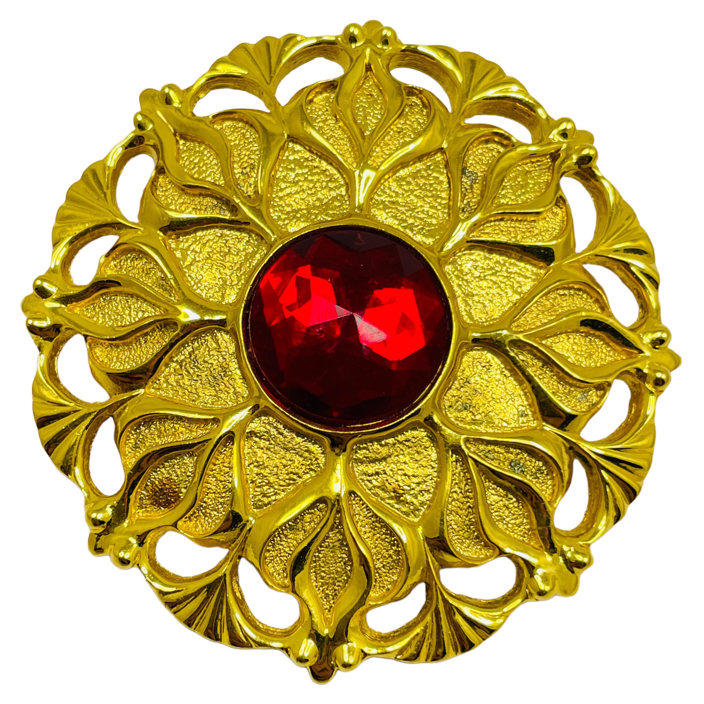 Vintage LADY REMINGTON gold red glass designer runway brooch For Sale