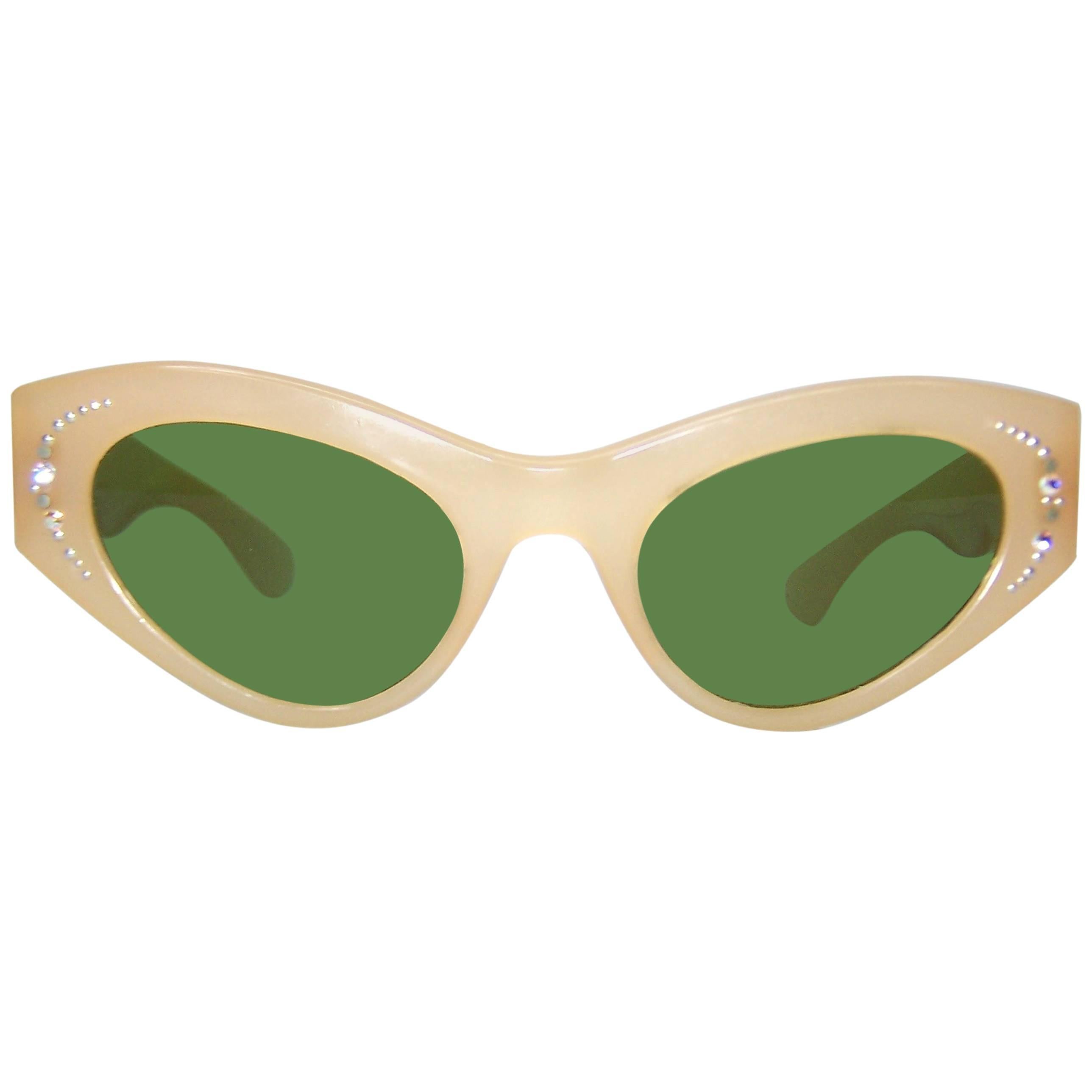 1950's Italian Blonde Cat Eye Sunglasses With Green Lenses