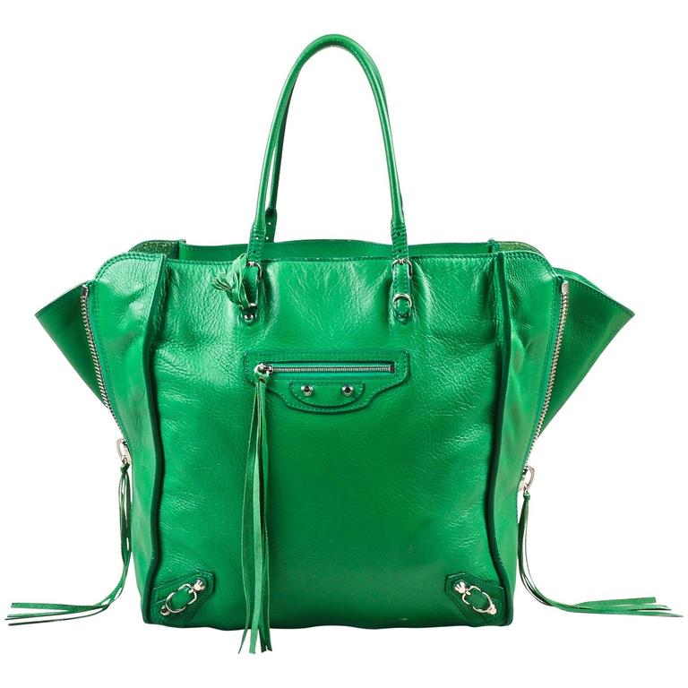 Balenciaga Green Leather Silver Hardware "Papier A5 Zip Around" Tote Bag  For Sale at 1stDibs