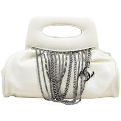 Chanel Off White Leather 'CC' Chain Embellished Satchel Handbag 3