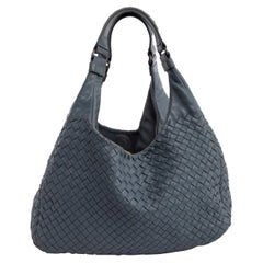 Pre-Loved Bottega Veneta Women's Round Shoulder Bag