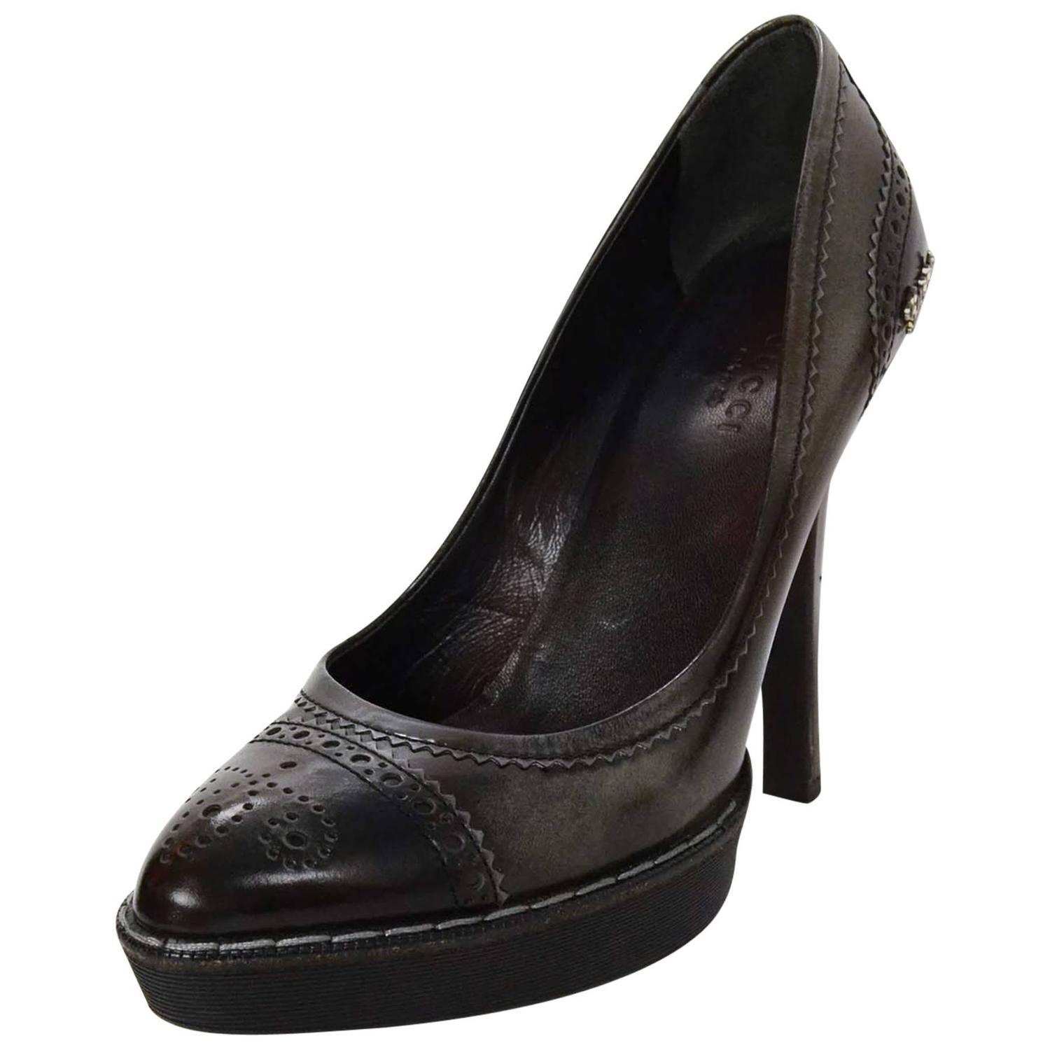 Gucci Black Leather Spectator Pumps Sz 37.5 w/ Dust Bag For Sale at 1stdibs