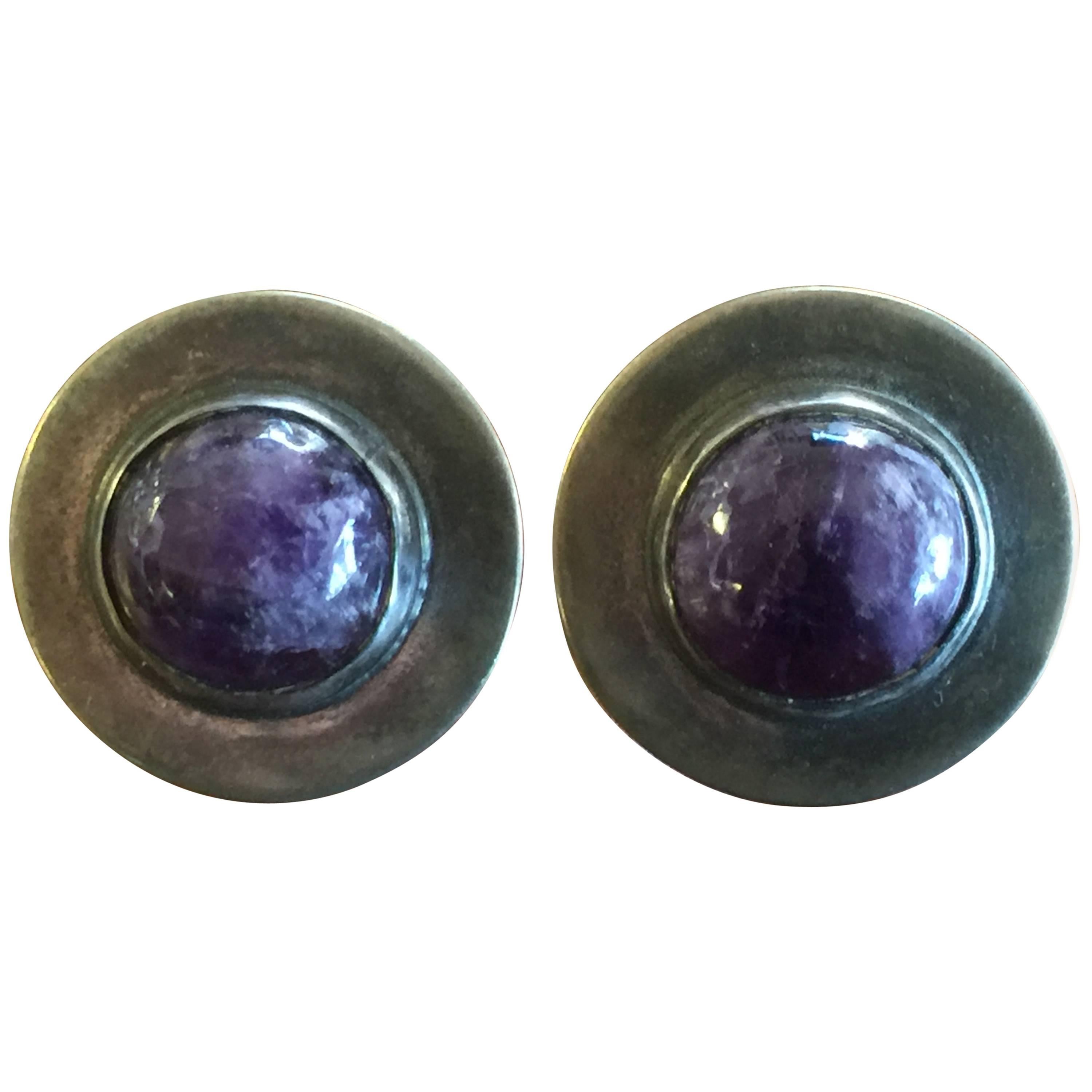 SAM KRAMER Sterling and Amethyst Screw Back Earrings Discs/Domes For Sale