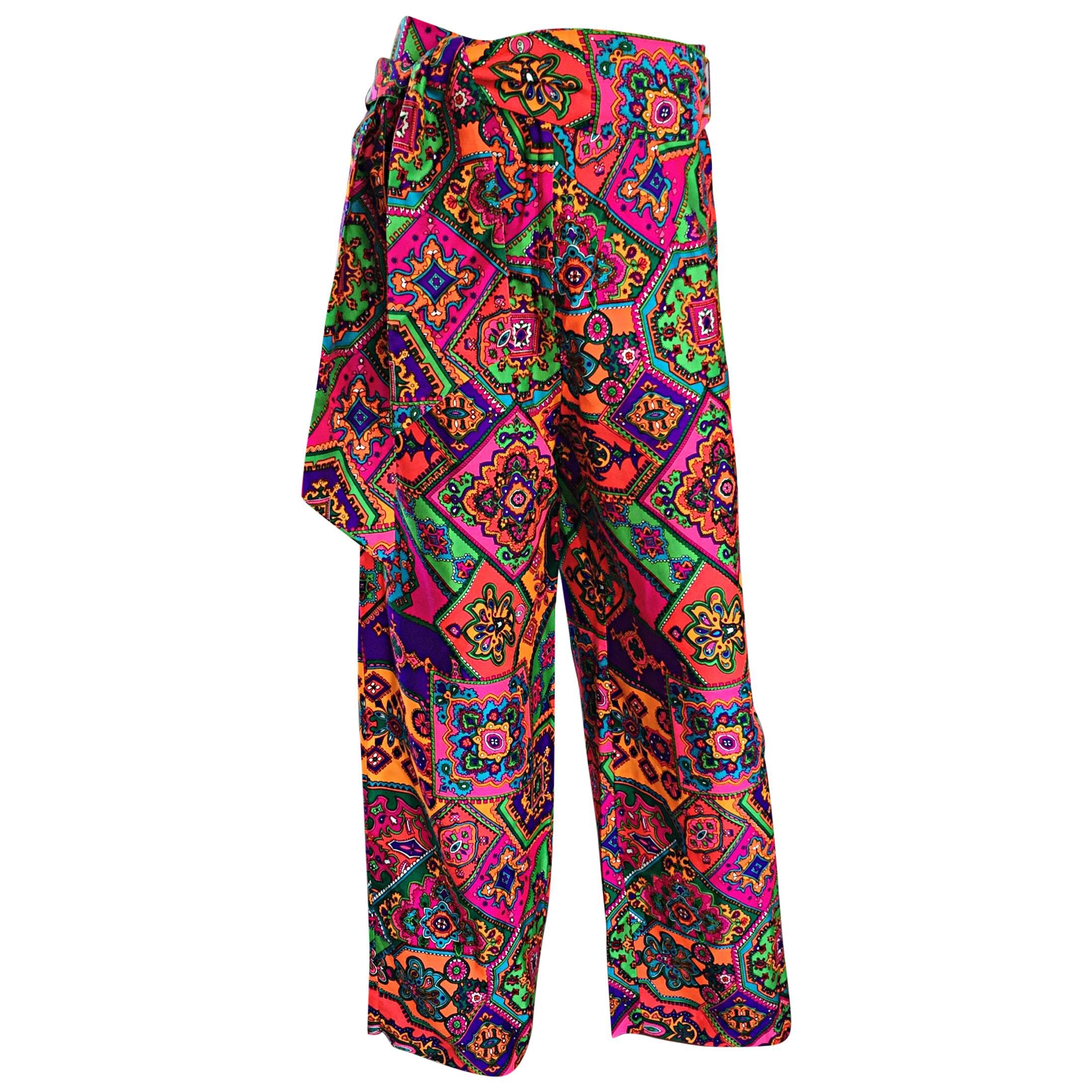 Amazing 1970s Alex Coleman Colorful Gegometric 70s Paisley Belted Wide Leg Pants For Sale