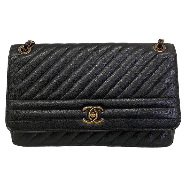 2017 Chanel Jumbo Black Shoulder Bag