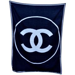 Chanel Black & Off White Large CC Logo Travel Home Decor Throw Blanket NUOVO