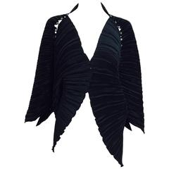 Vintage Ellen Hauptli schwarze Forutny Plisseejacke mit geknöpften Schultern 1990er Jahre