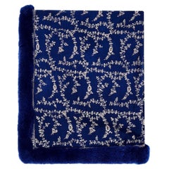 Handbestickter Saphirblauer Schal von Verheyen London aus blauem Nerzpelz 