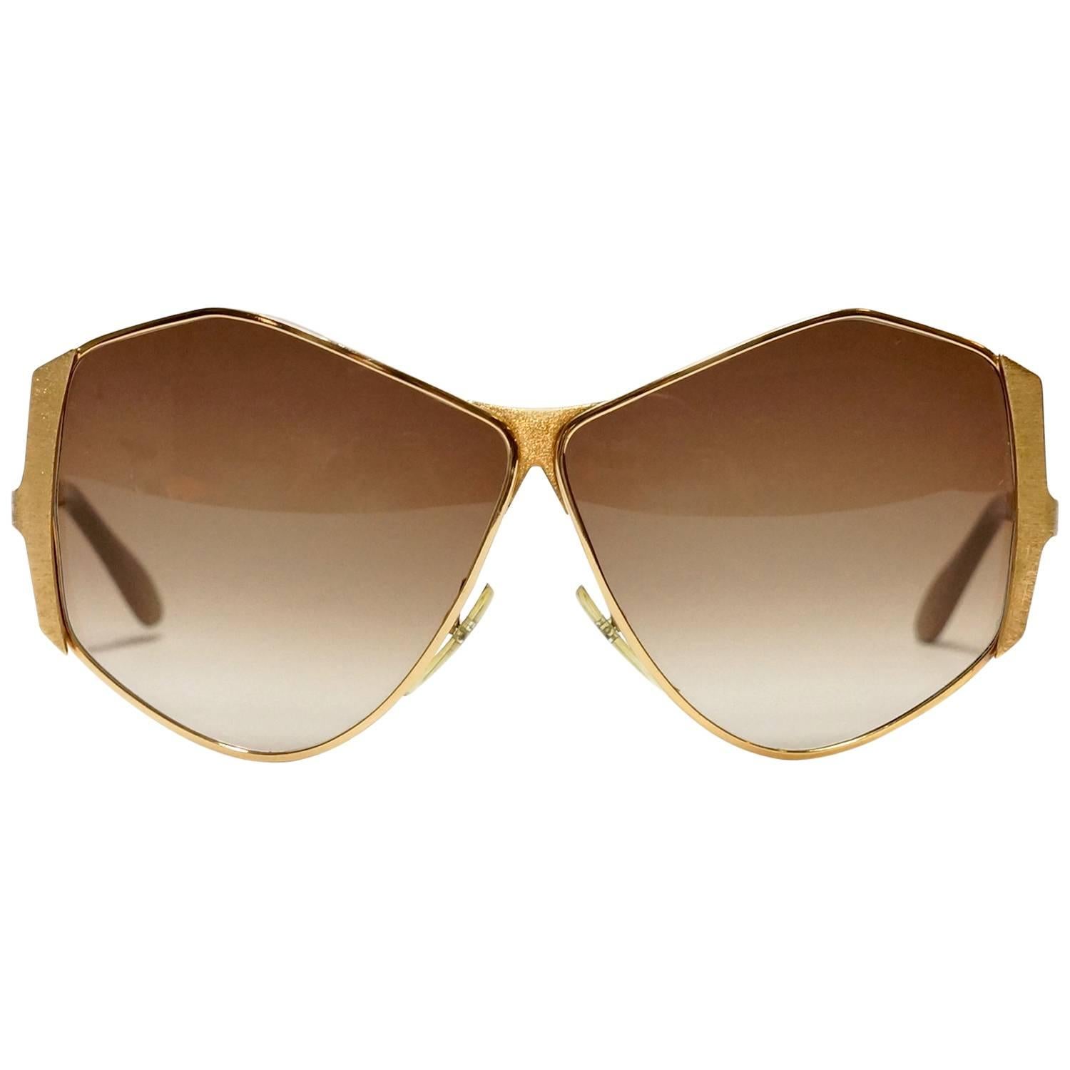 1970s Neostyle Gold Metal Vintage Sunglasses - model Tinair For Sale