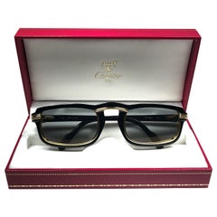 Neue Vintage Cartier Vertigo-Sonnenbrille in Gold und Schwarz, 54MM, Frankreich, 1991