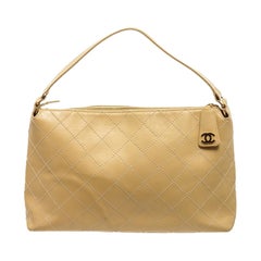 Chanel Gold Leather CC Logo Wild Shoulder Bag