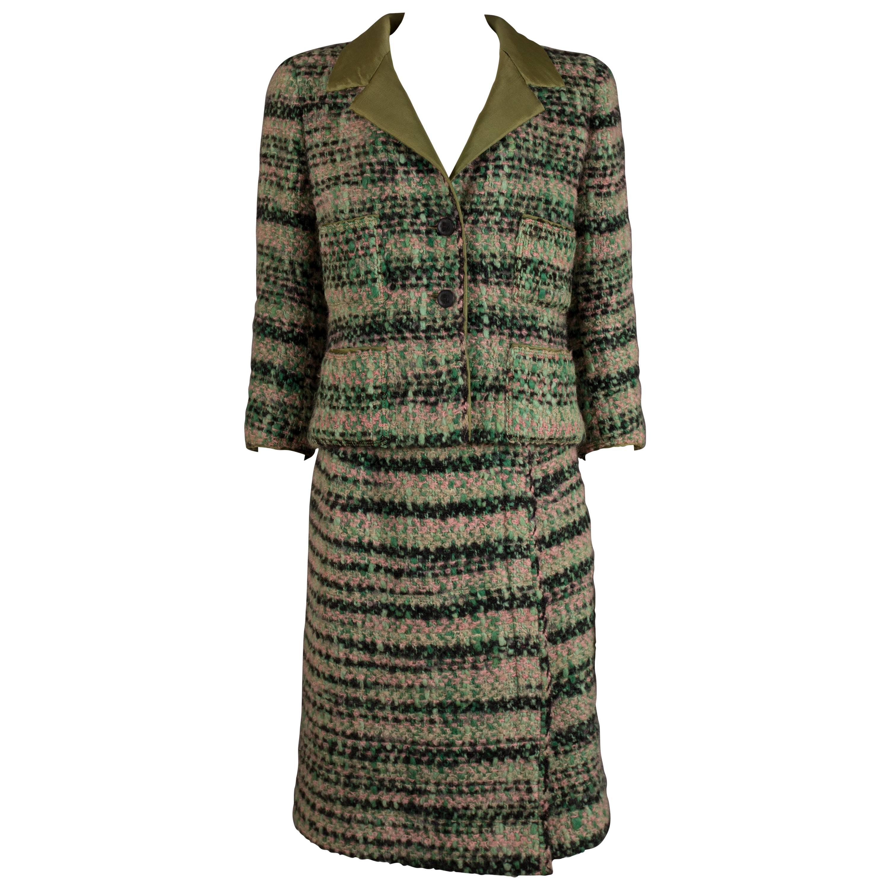 Chanel Haute Couture tweed skirt suit, Circa 1960s