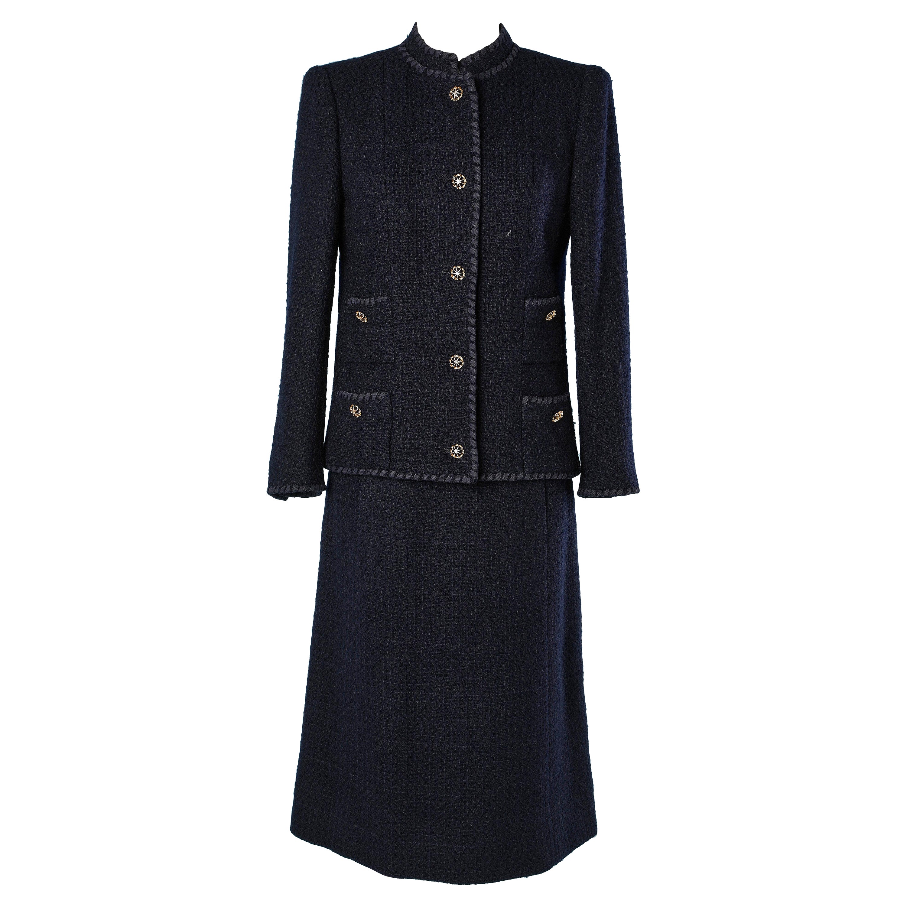 Navy blue skirt-suit in wool tweed  France de Kergal Circa 1970's  For Sale