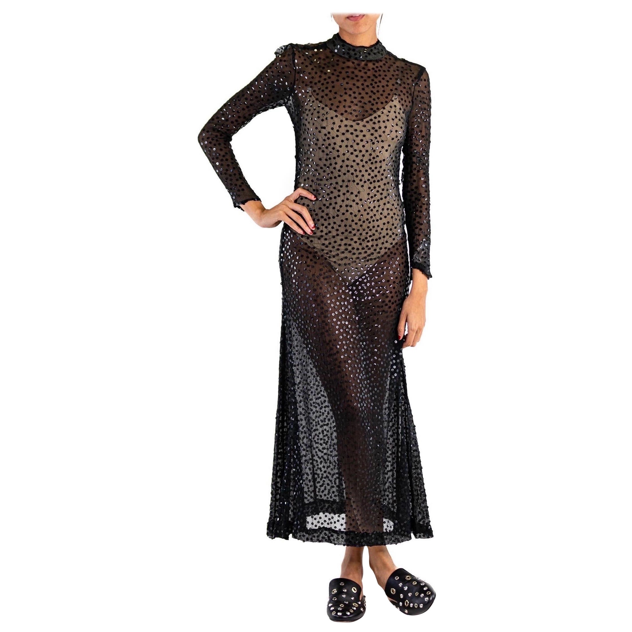 1970er Schwarzer Paillettenbesetzter Seidenmull Langärmeliges Durchsichtiges Kleid im Angebot
