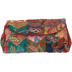 Oscar De La Renta Borsa da sera patchwork in seta multicolore con finiture in argento Oscar De La Renta Borsa da sera patchwork in seta multicolore con finiture in argento